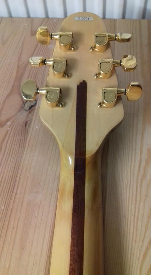 Höfner Venture 1980 Restaurierung – Detailansicht 7 – Gitarrenreparatur Heier Guitars bei Dresden